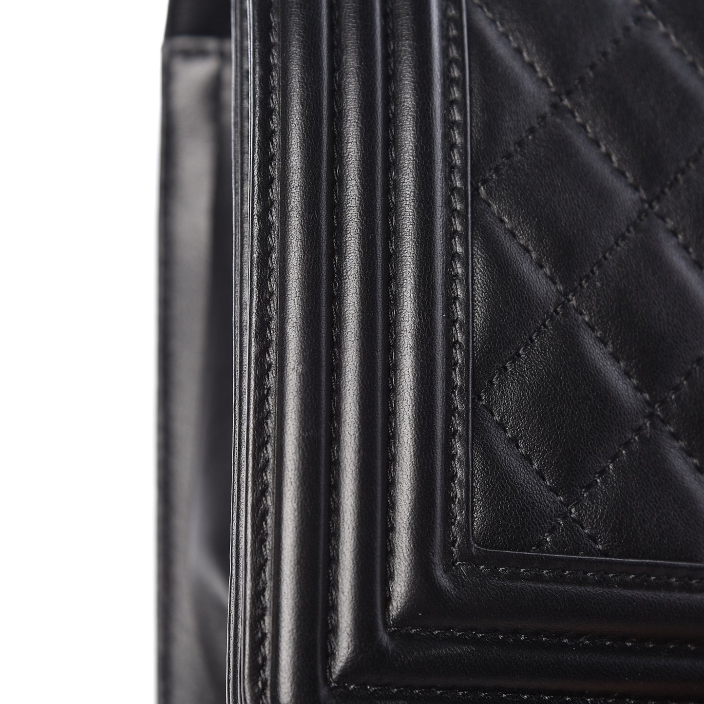 Lambskin Quilted Medium Boy Flap Black