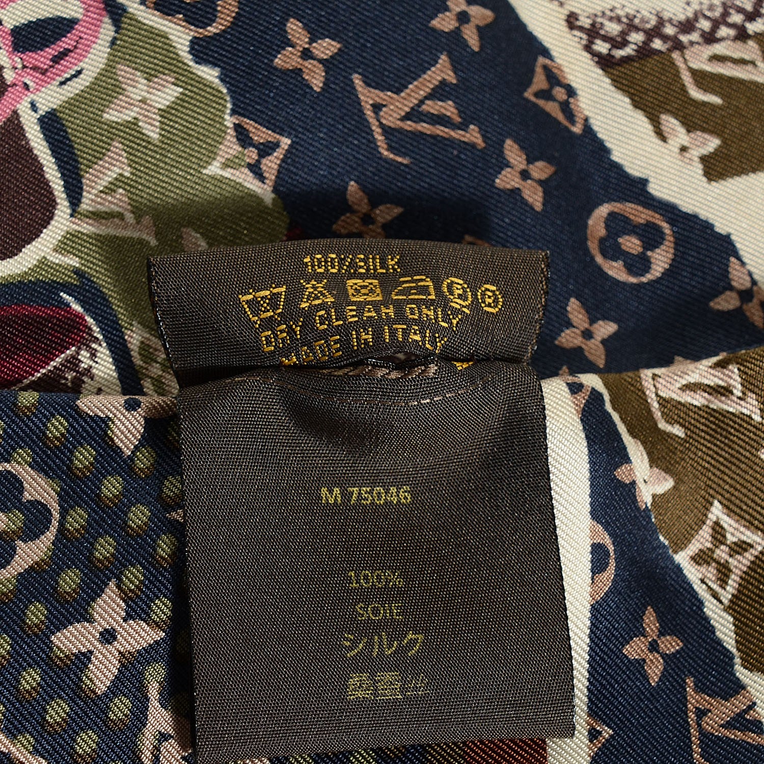 Louis Vuitton Silk Monogram Wallpaper Bandeau 4 of 6