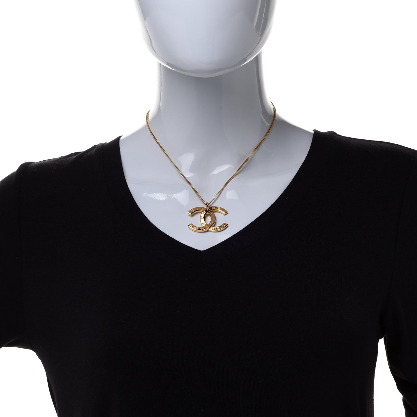 Metal CC Paris Button Necklace Gold