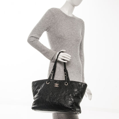 Chanel Glazed Calfskin Large On The Road Tote Black 2 of 6