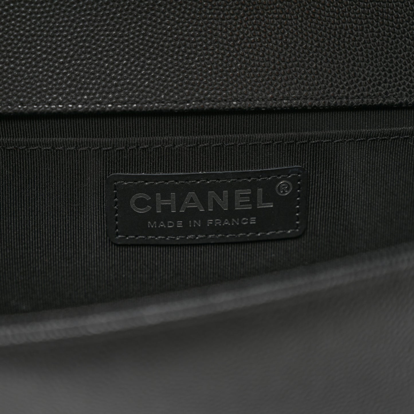 Caviar Quilted Medium Boy Flap Black