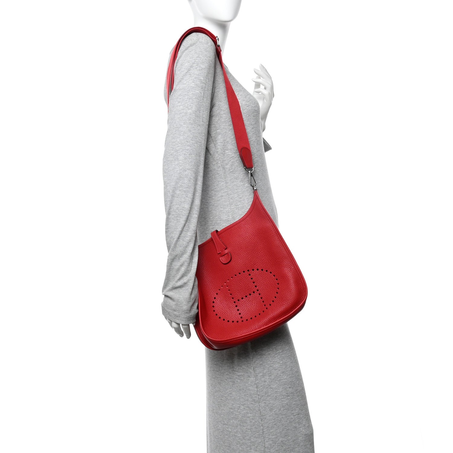 Hermes Taurillon Clemence EVELYNE III PM Rouge Casaque 2 of 14