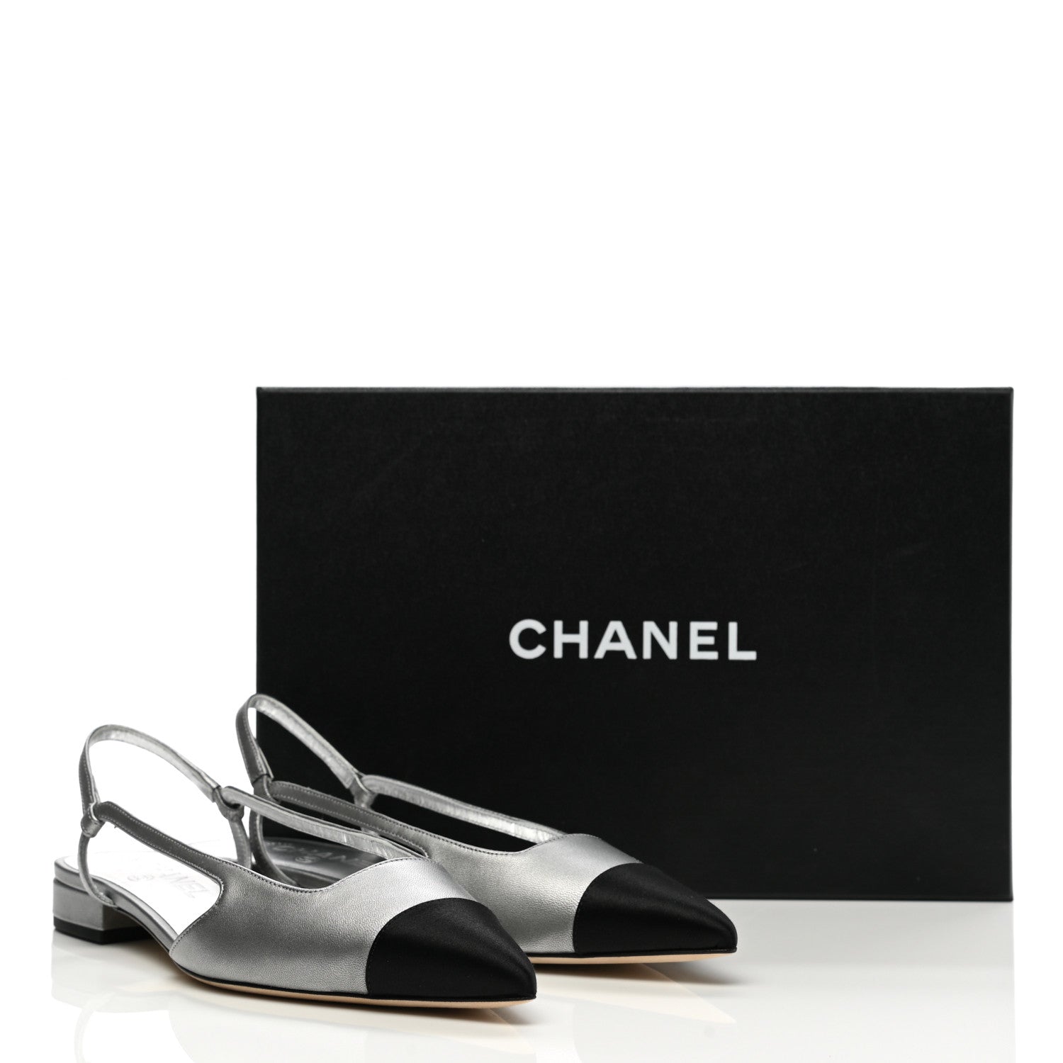その他 Camila Chanel Metallic Lambskin Cap Toe CC Slingback Flats 37.5