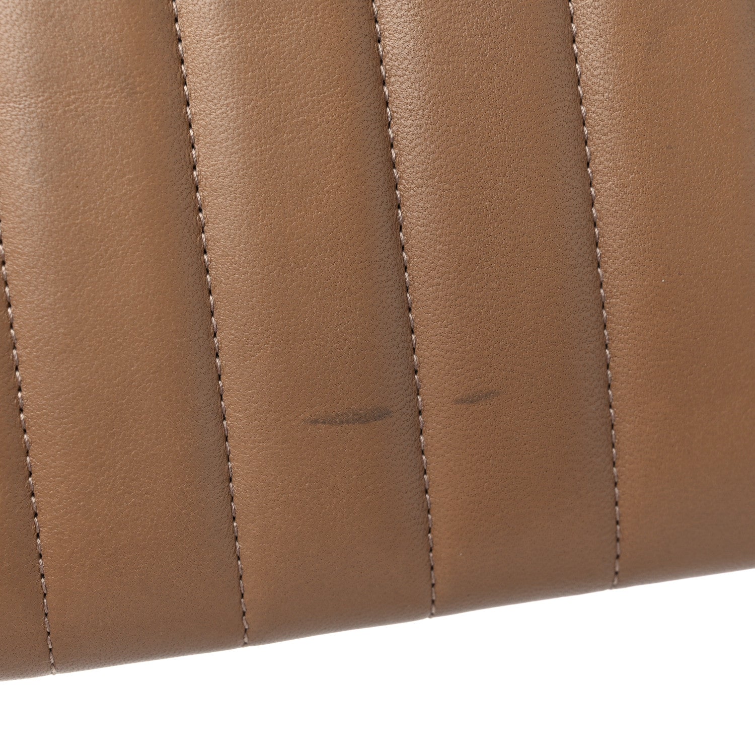 Saint Laurent Lambskin Matelasse Monogram Vicky Chain Wallet Peru 11 of 11