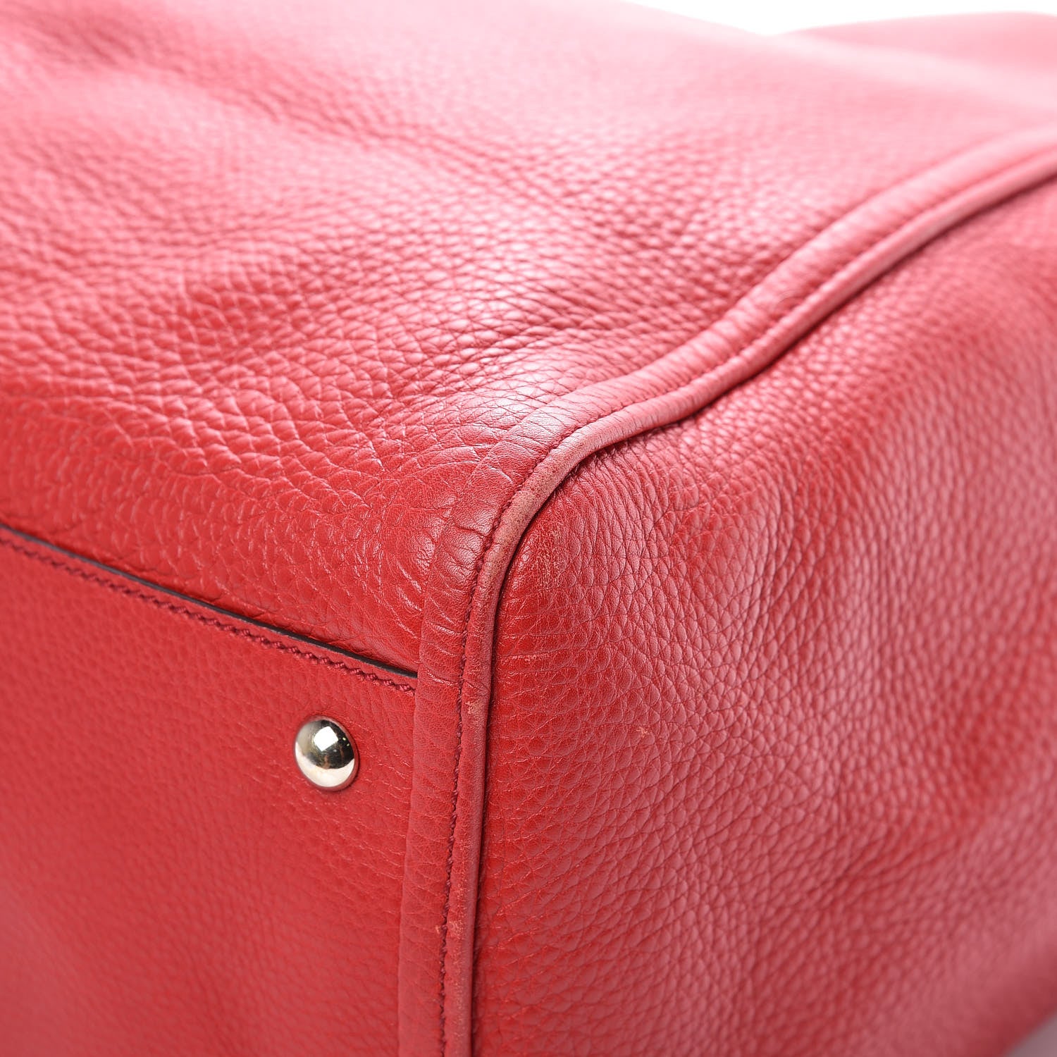 Gucci Pebbled Calfskin Medium Soho Shoulder Bag Tabasco Red 14 of 18