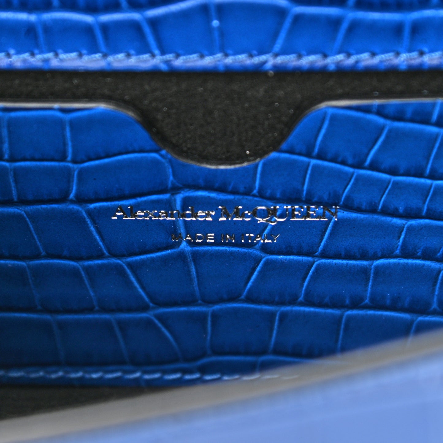 Calfskin Crocodile Embossed Knuckle Shoulder Bag Blue