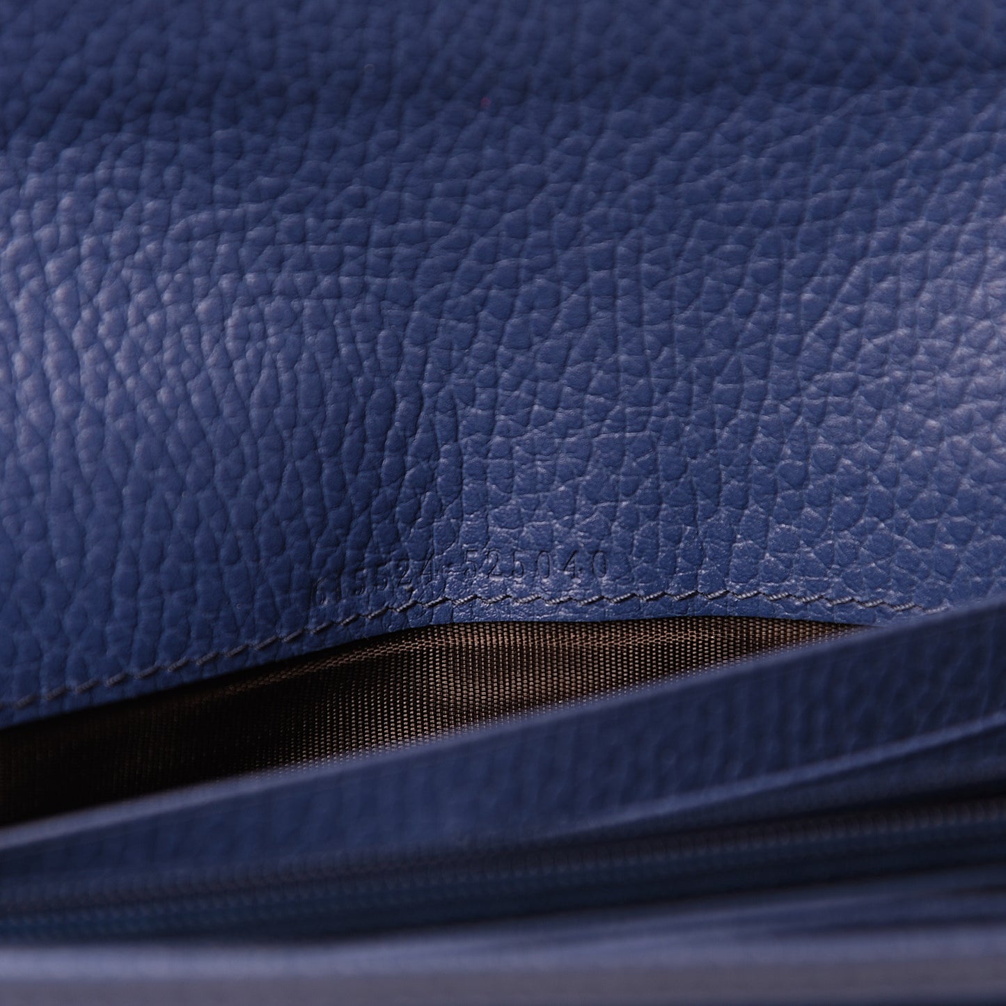 Dollar Calfskin Icon Continental Wallet Caspian