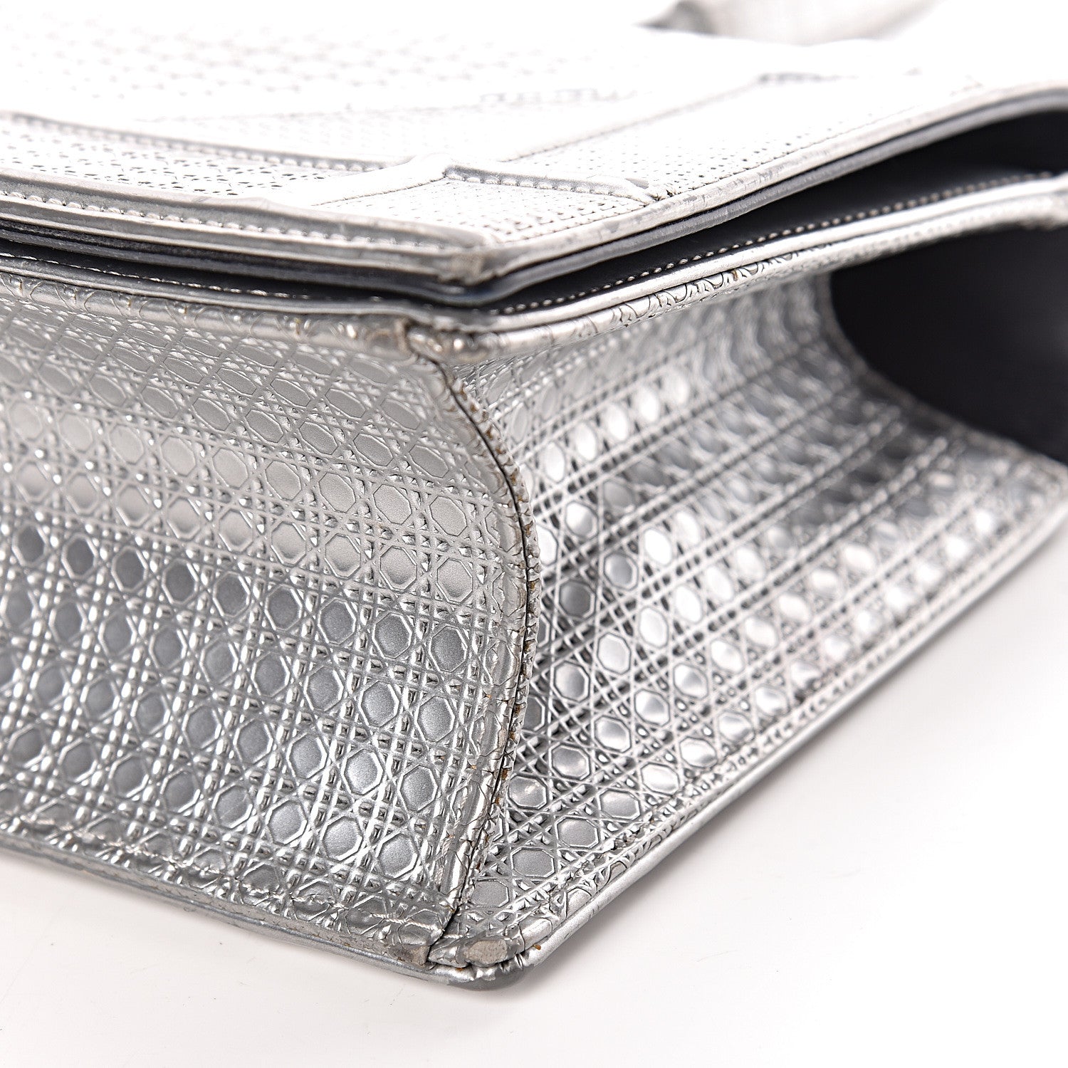 Christian Dior Metallic Patent Micro-Cannage Medium Diorama Flap Bag Silver 6 of 15
