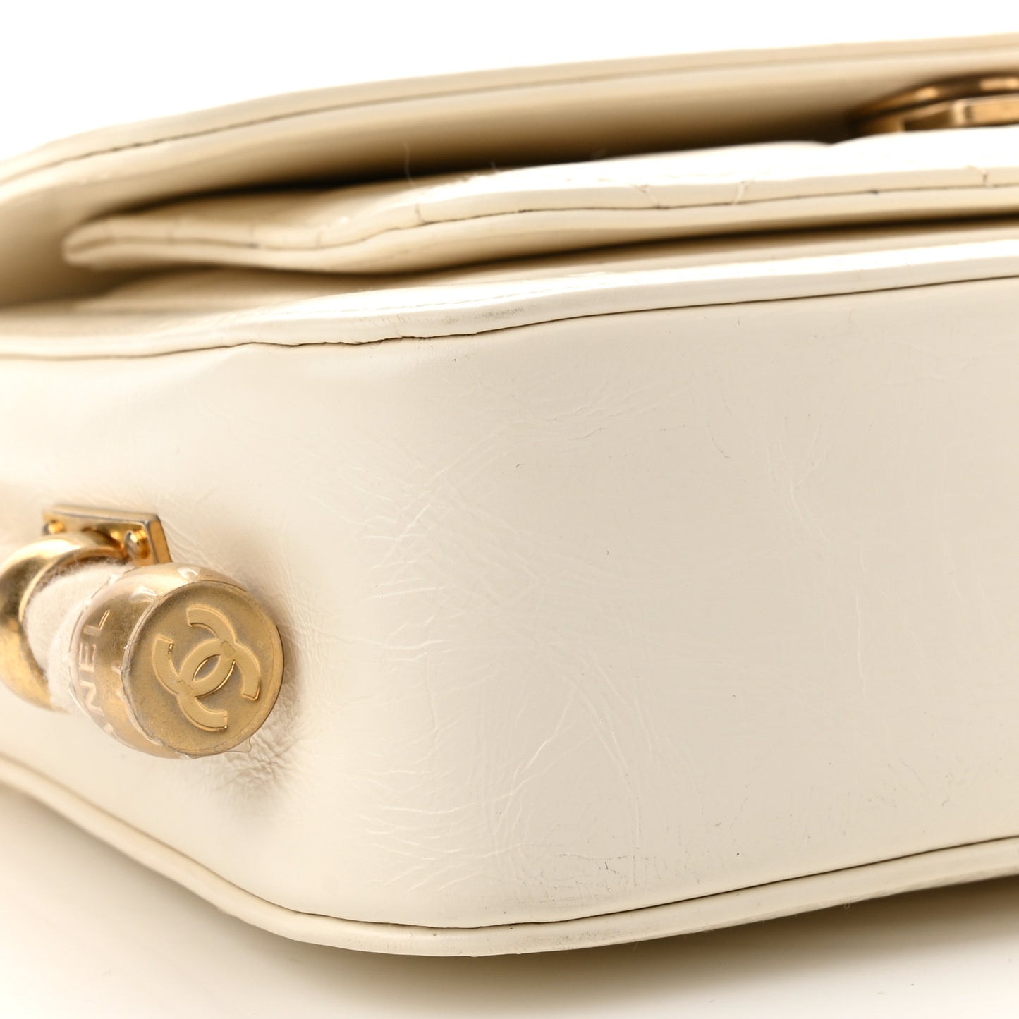 Crumpled Calfskin En Vogue Rope Flap White