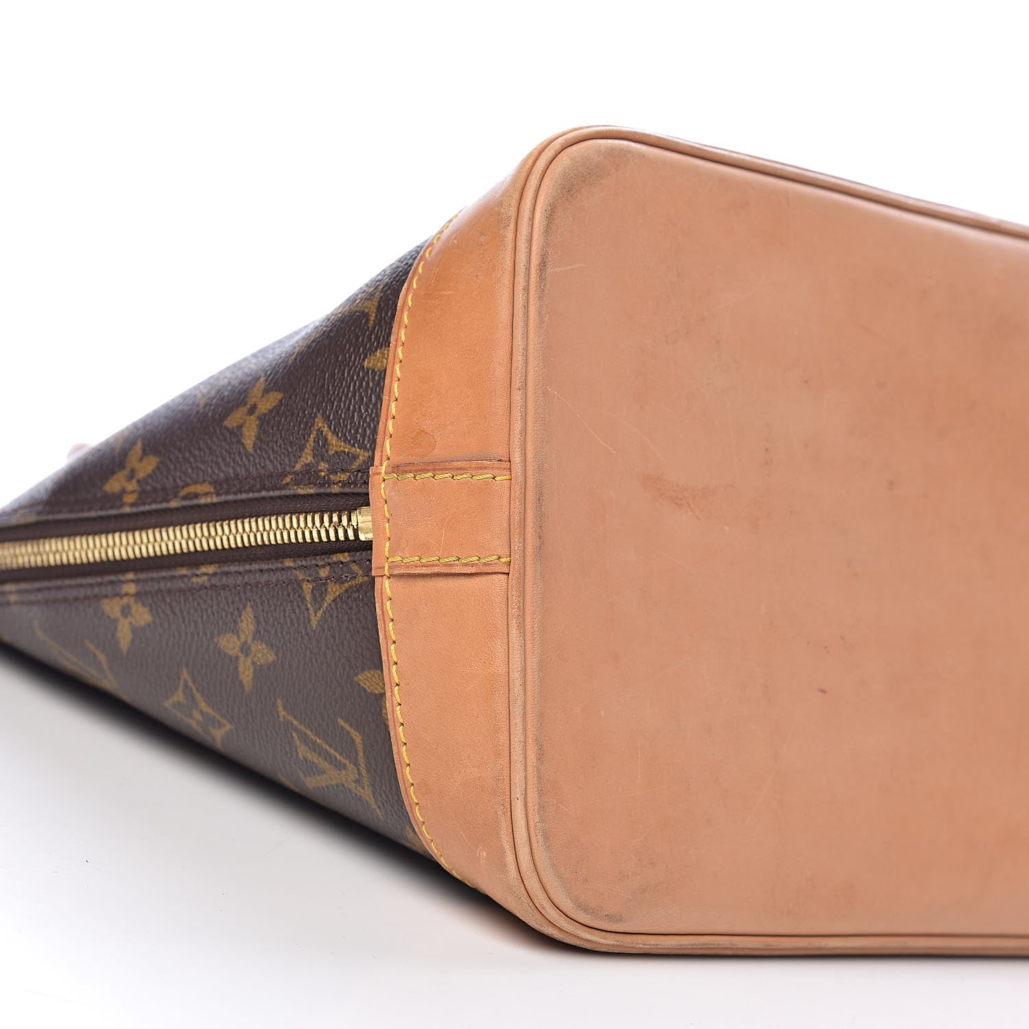 Louis Vuitton Monogram Alma PM 11 of 18