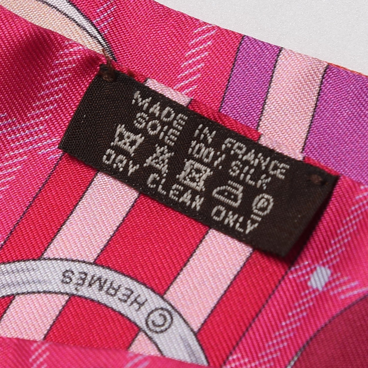 Silk Tatersale Twilly Fuchsia Rouge Vif Corail