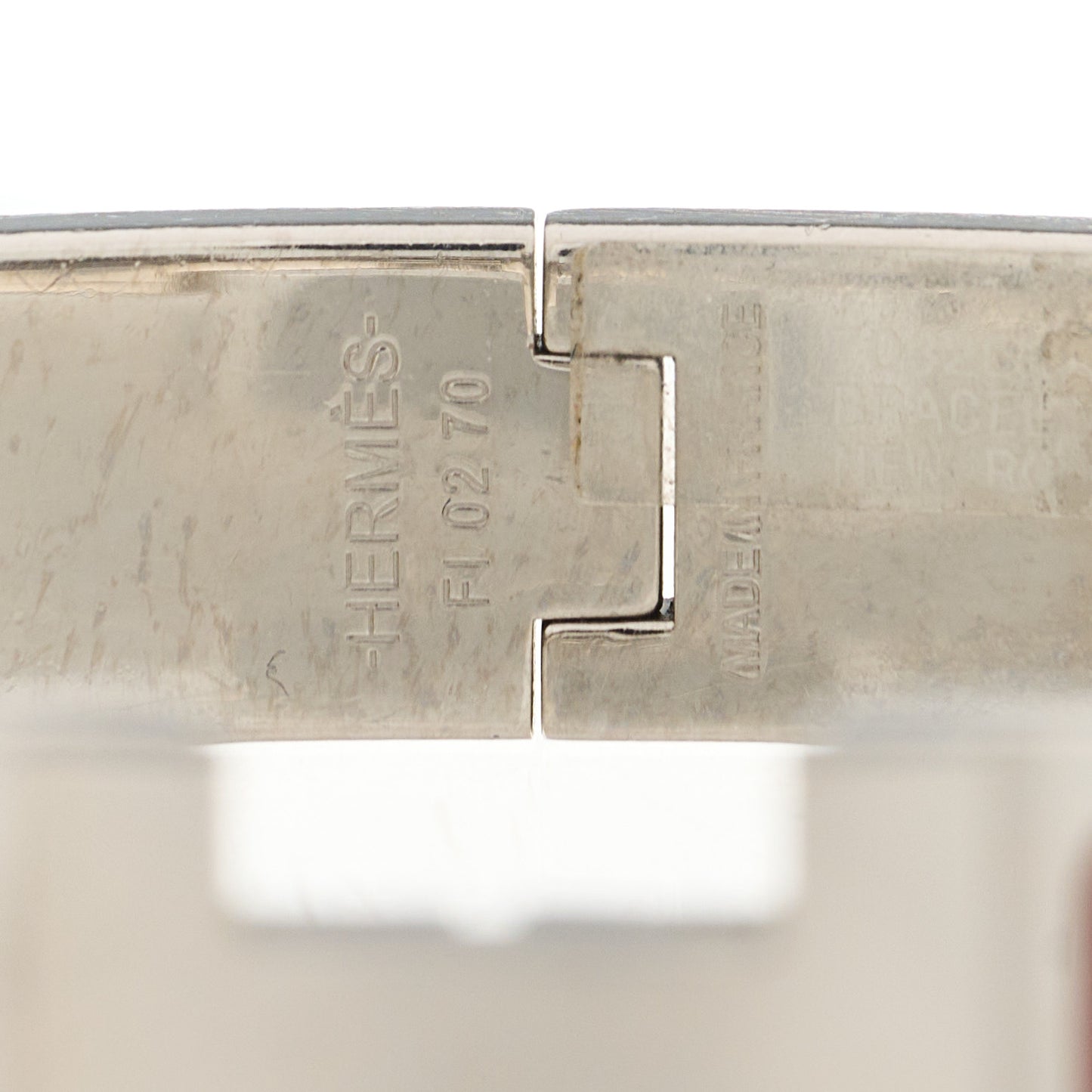 Matte Enamel Narrow Clic Clac HH Bracelet GM Rouge H