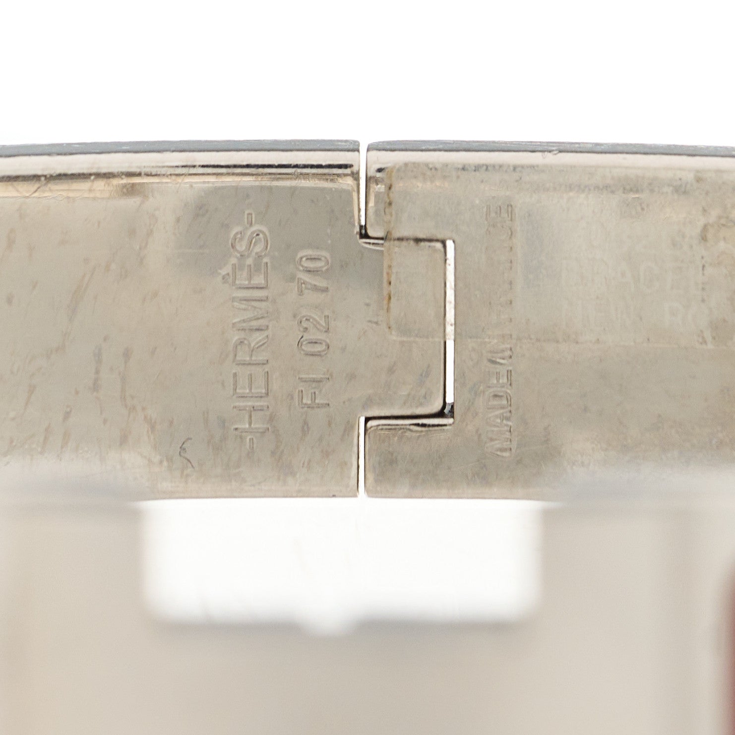 Hermes Matte Enamel Narrow Clic Clac HH Bracelet GM Rouge H 3 of 3