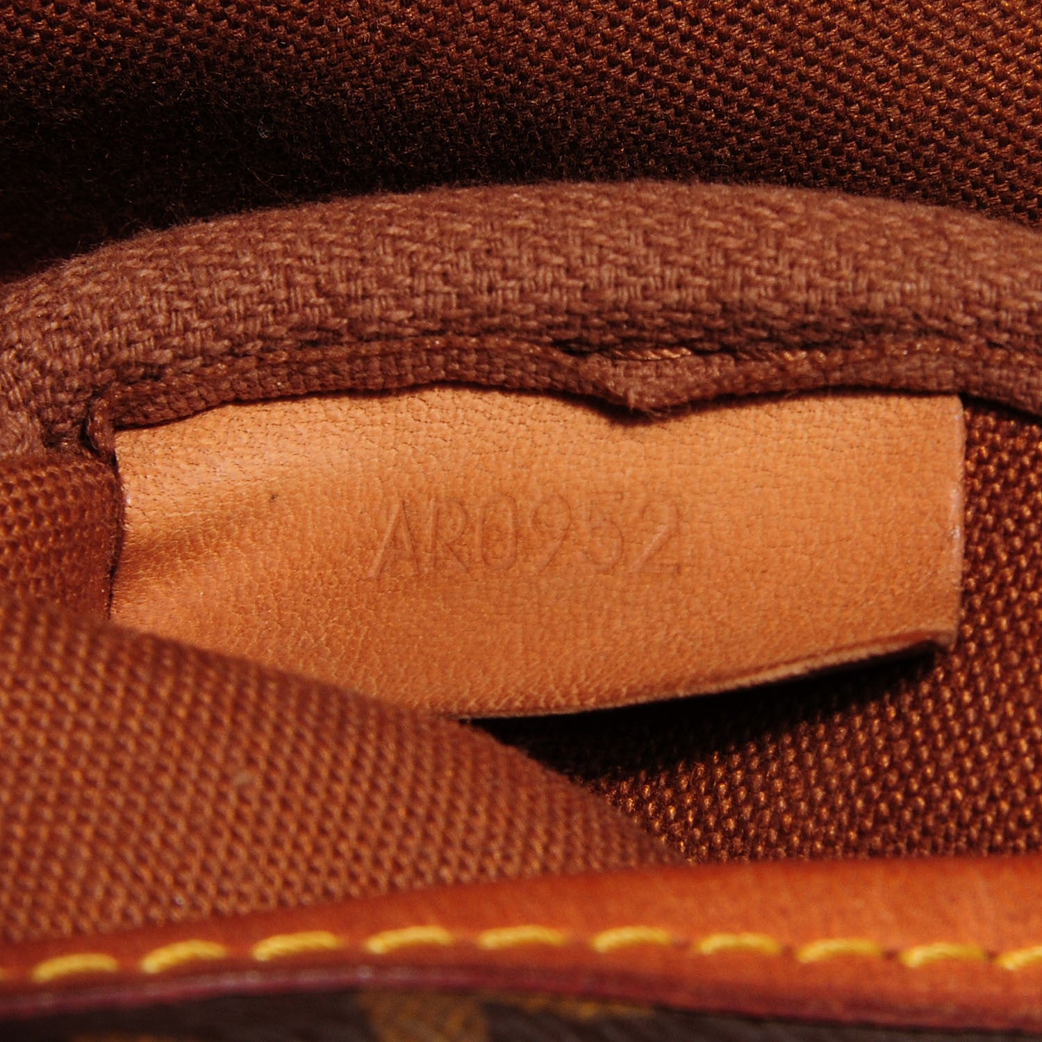 Louis Vuitton Monogram Saumur 30 7 of 7