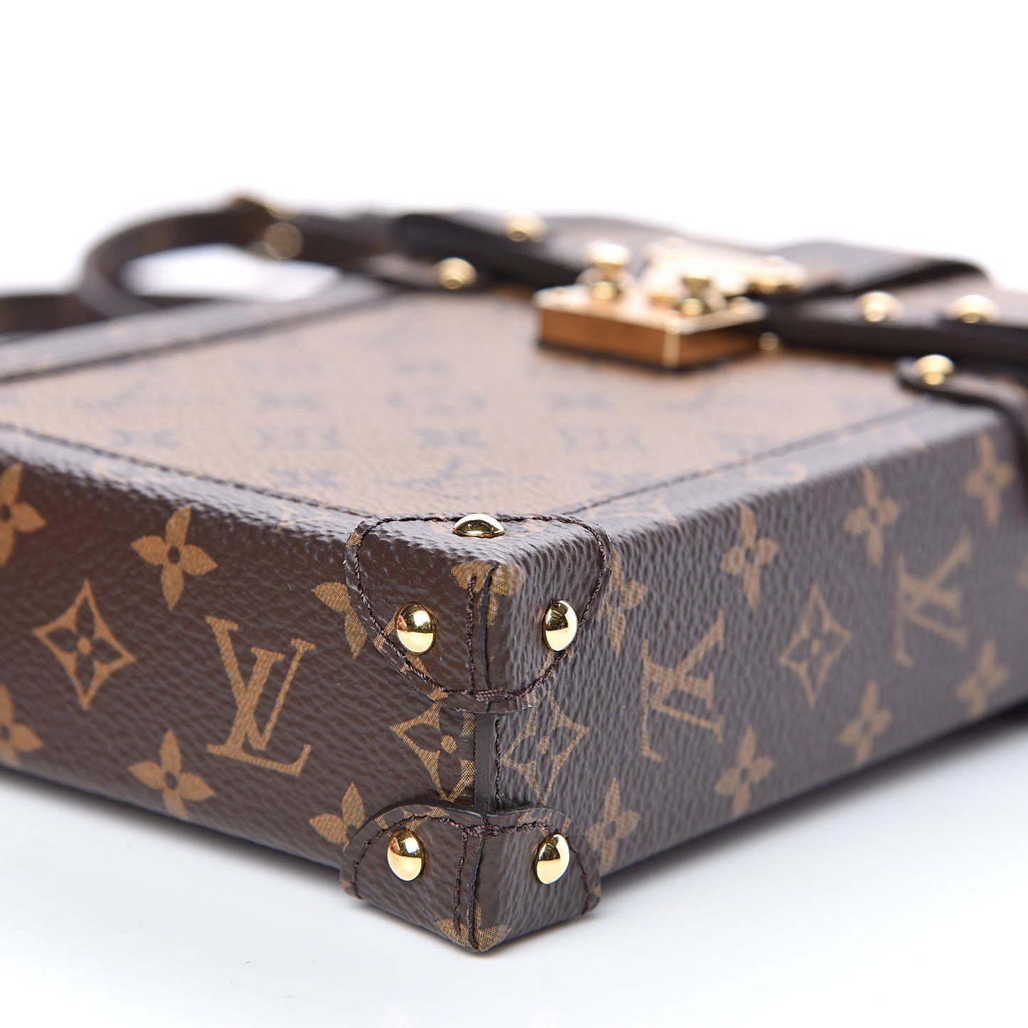 Reverse Monogram Pochette Trunk Verticale
