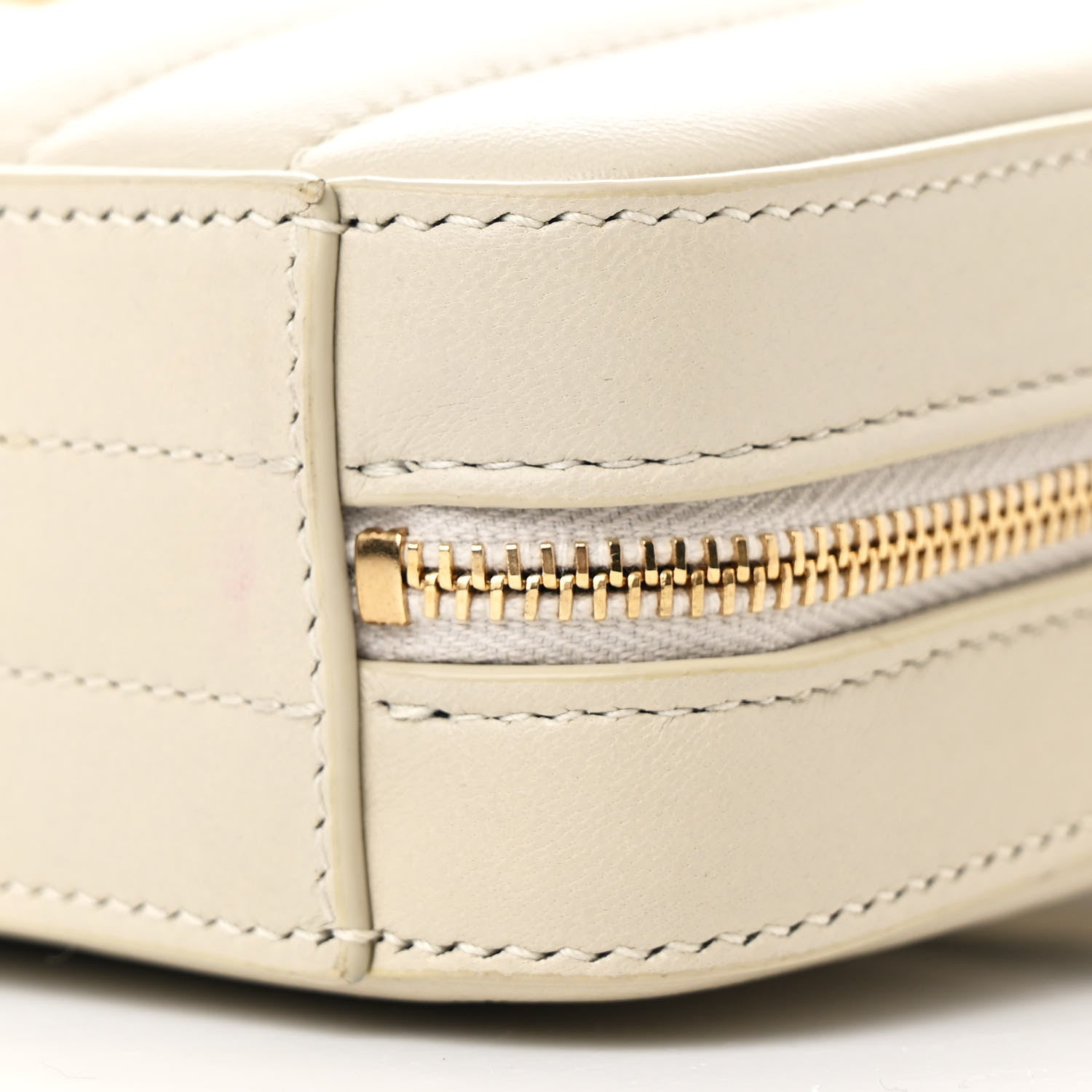 Saint Laurent Lambskin Matelasse Vicky Monogram Belt Bag Crema Soft 10 of 13