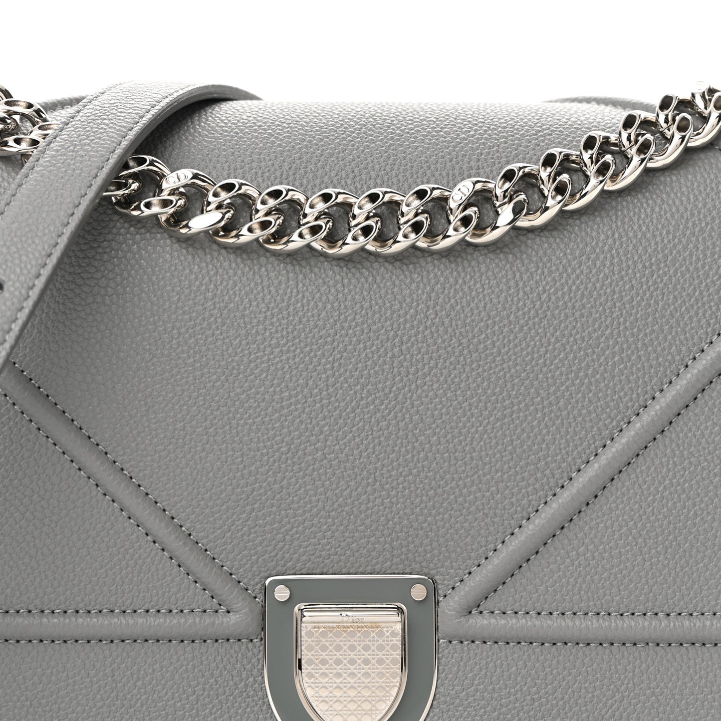 Grained Calfskin Medium Diorama Flap Bag Gris