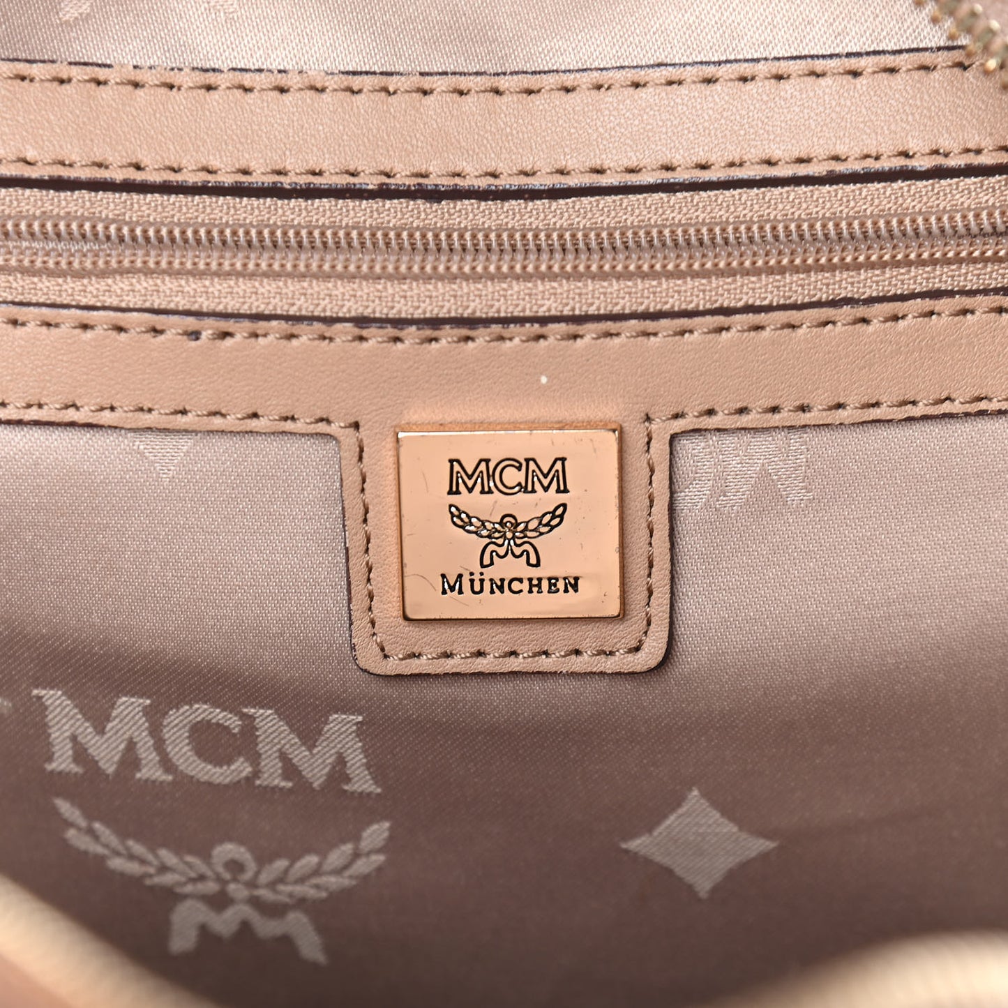 Visetos Medium Studded Stark Backpack Beige