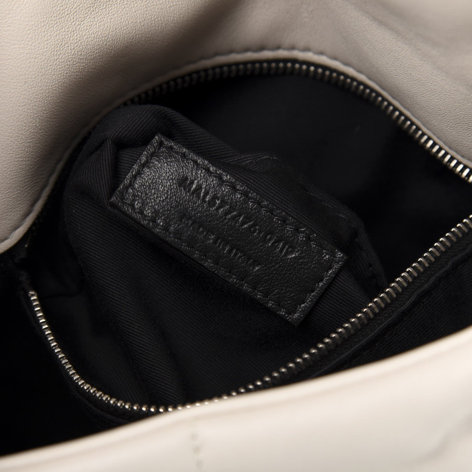 Saint Laurent Lambskin Quilted Small Loulou Puffer Monogram Chain Satchel Blanc Vintage 7 of 10