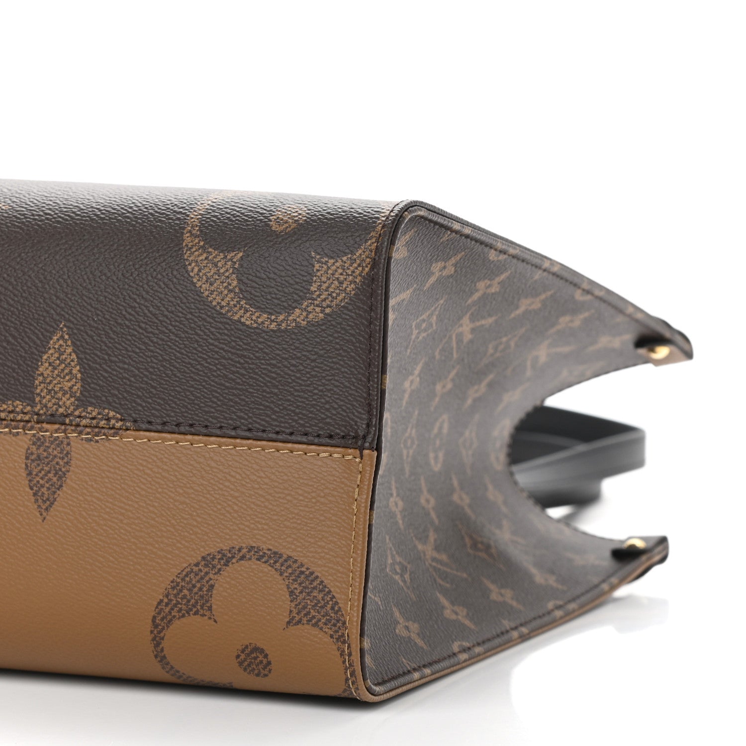Louis Vuitton Reverse Monogram Giant Onthego MM 10 of 10