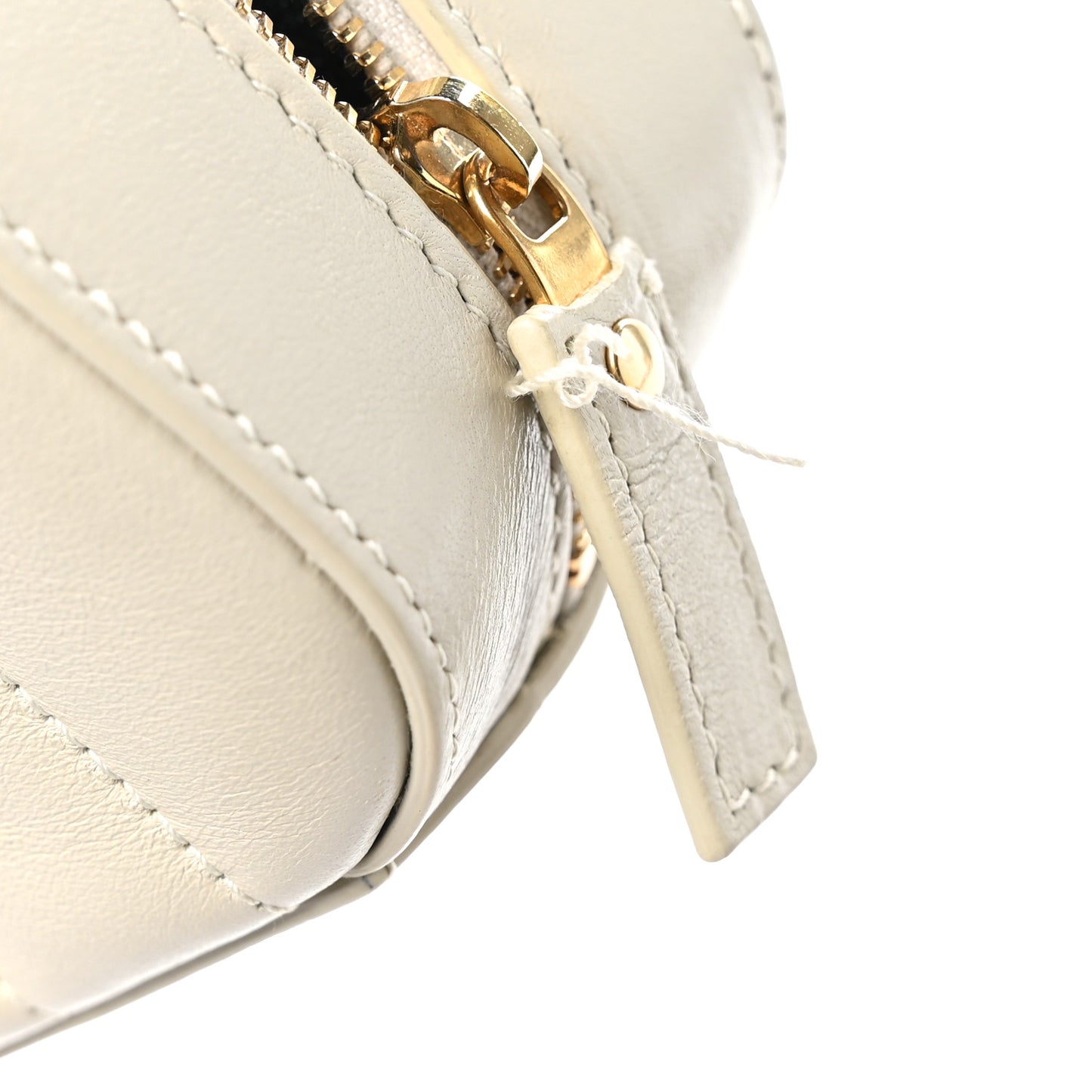 Lambskin Matelasse Monogram Vicky Camera Bag Crema Soft