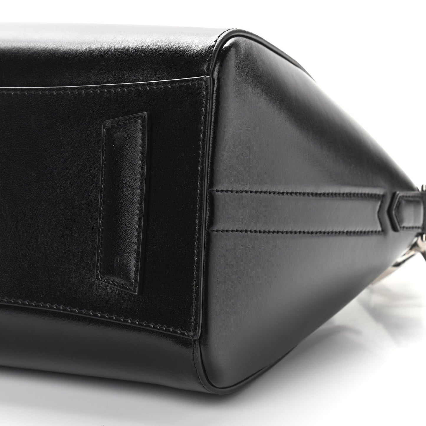 Shiny Lord Calfskin Small Antigona Black