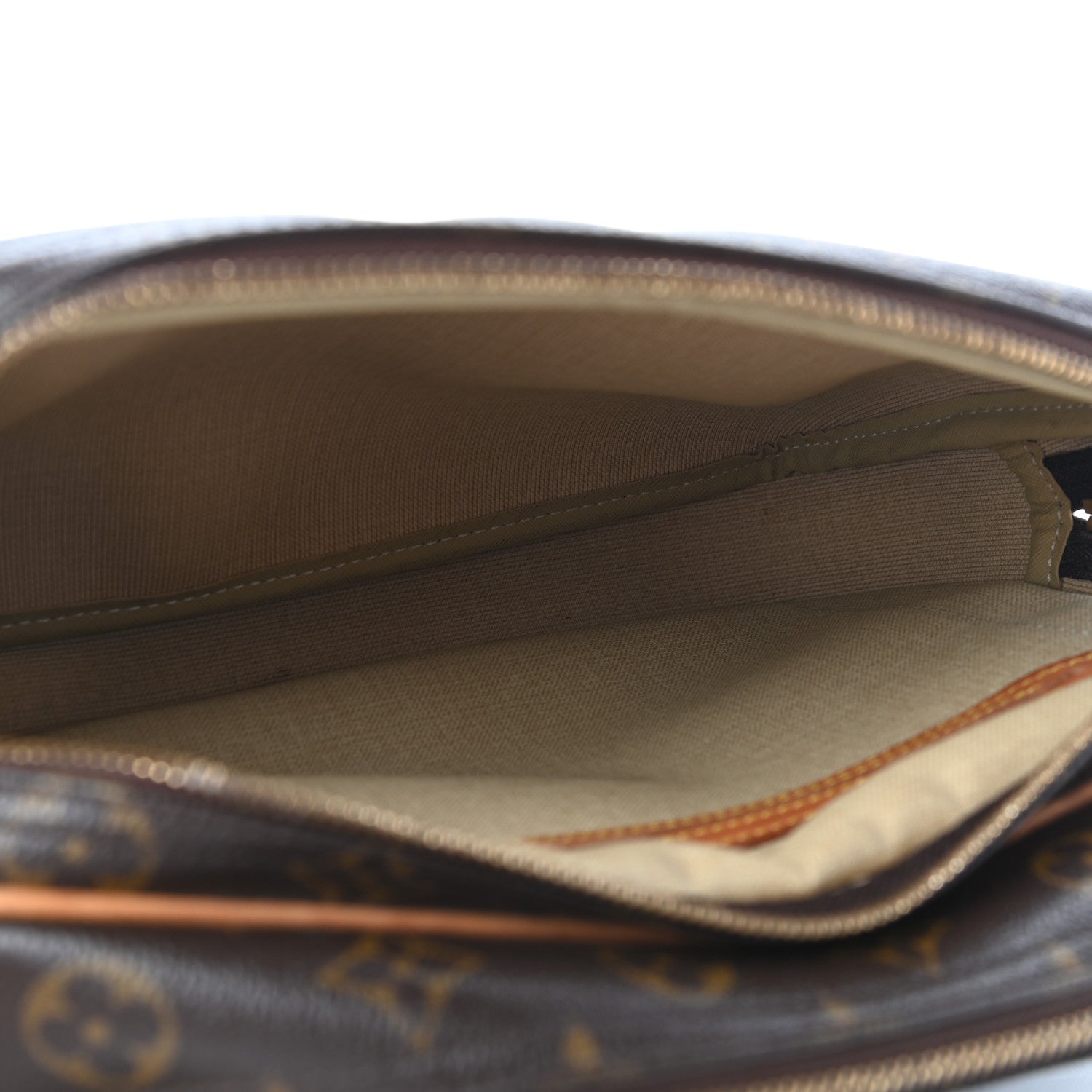 Louis Vuitton Monogram Reporter PM 5 of 9