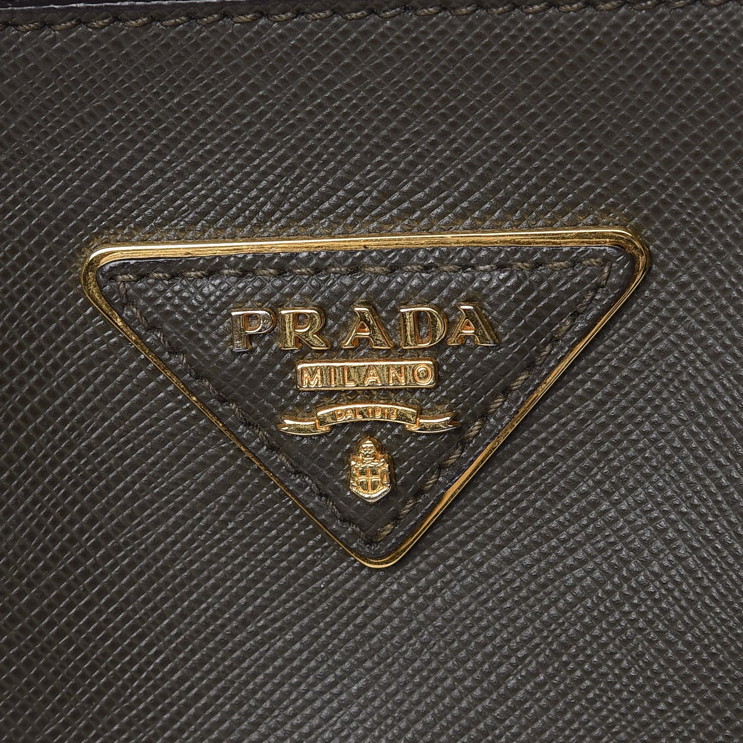 Saffiano Large Galleria Double Zip Tote Militare