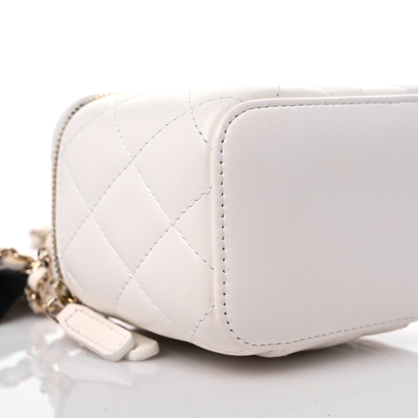 Lambskin Quilted Mini Camellia Bow Vanity Case With Chain White