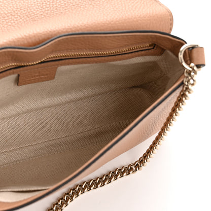 Gucci Pebbled Calfskin Medium Soho Flap Crossbody Camelia 5 of 11