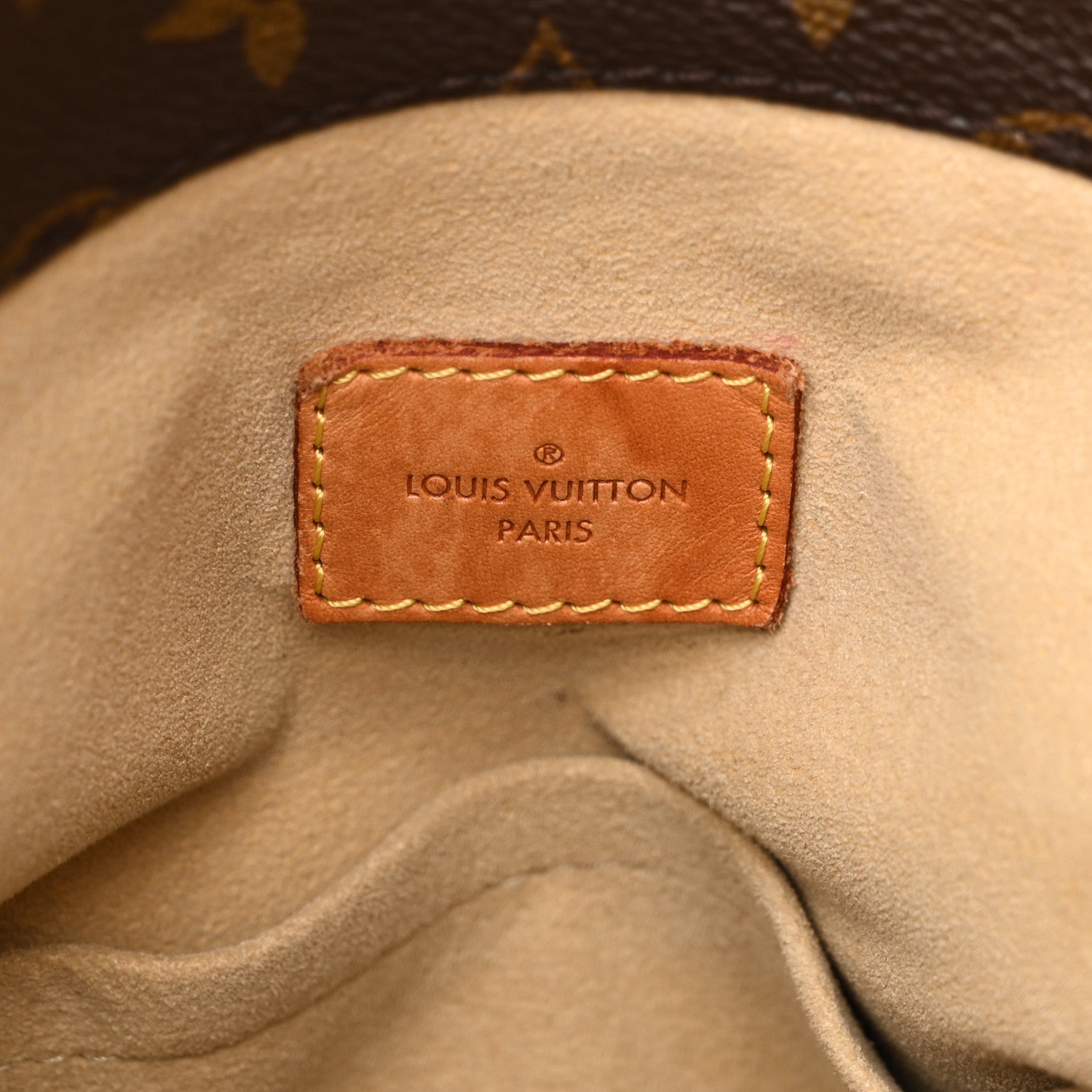Louis Vuitton Monogram Artsy MM 6 of 12