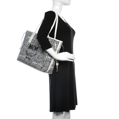MCM Visetos Medium Liz Reversible Shopper Tote White 2 of 15