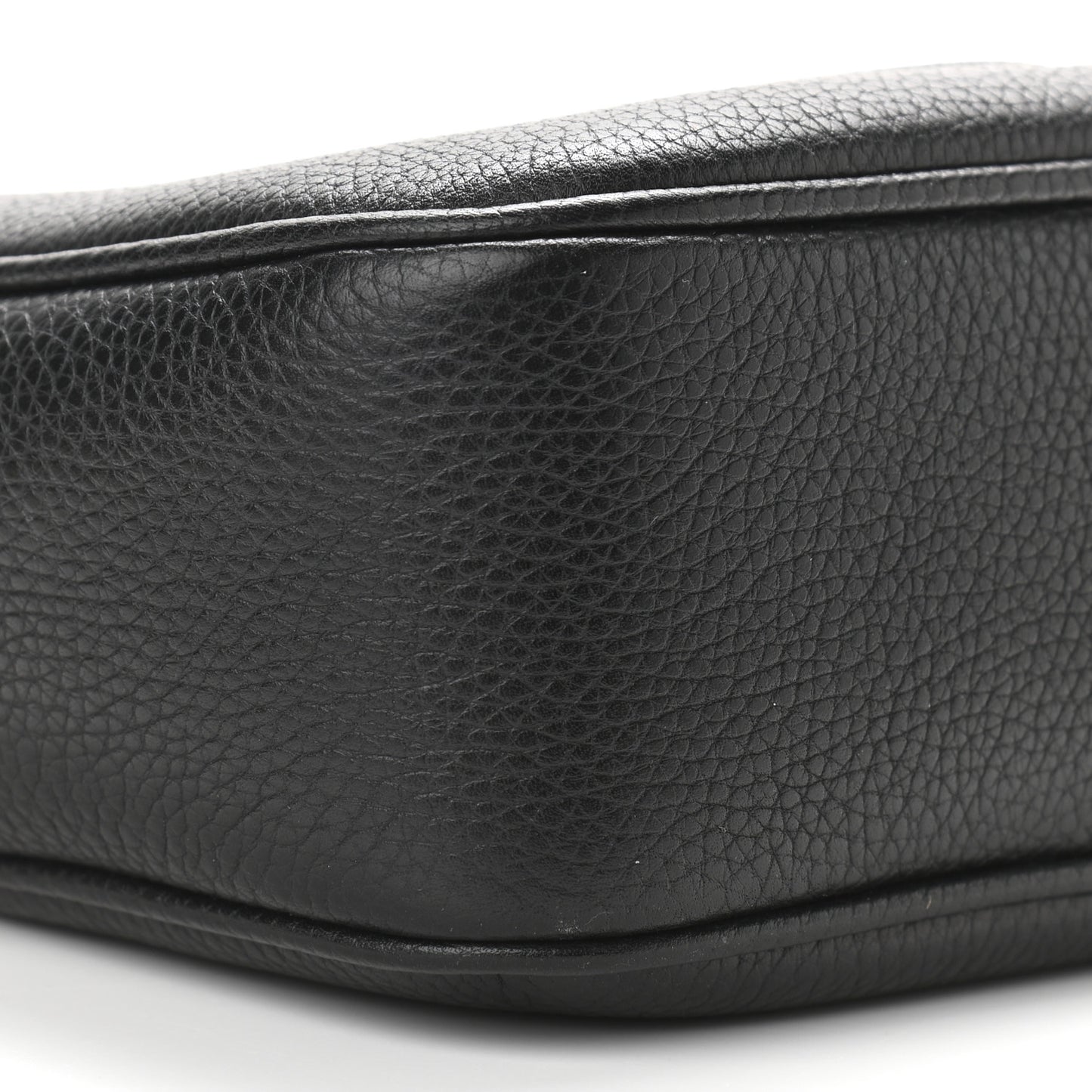 Pebbled Calfskin Small Soho Disco Bag Black
