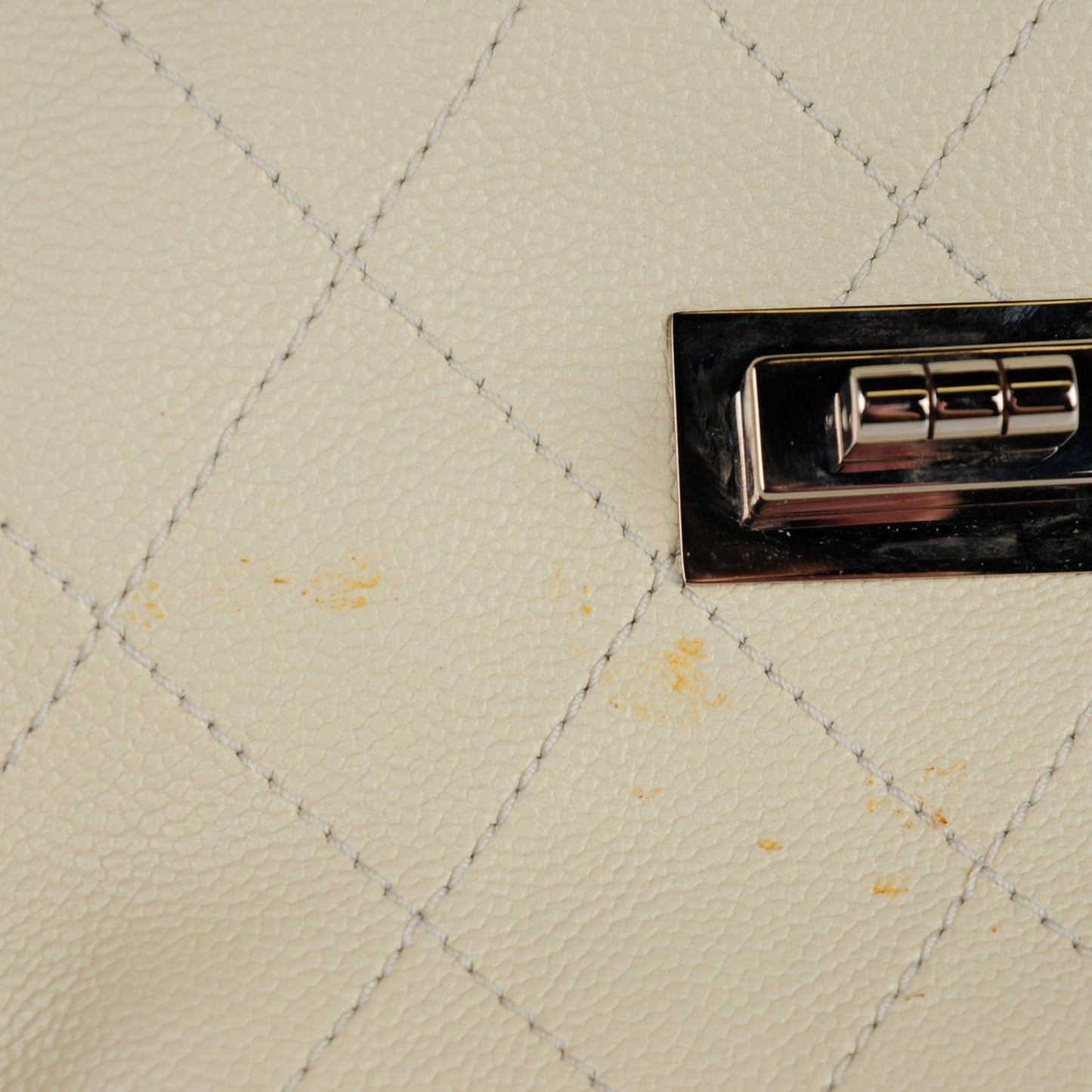 Caviar Pocket In The City Flap Ivory
