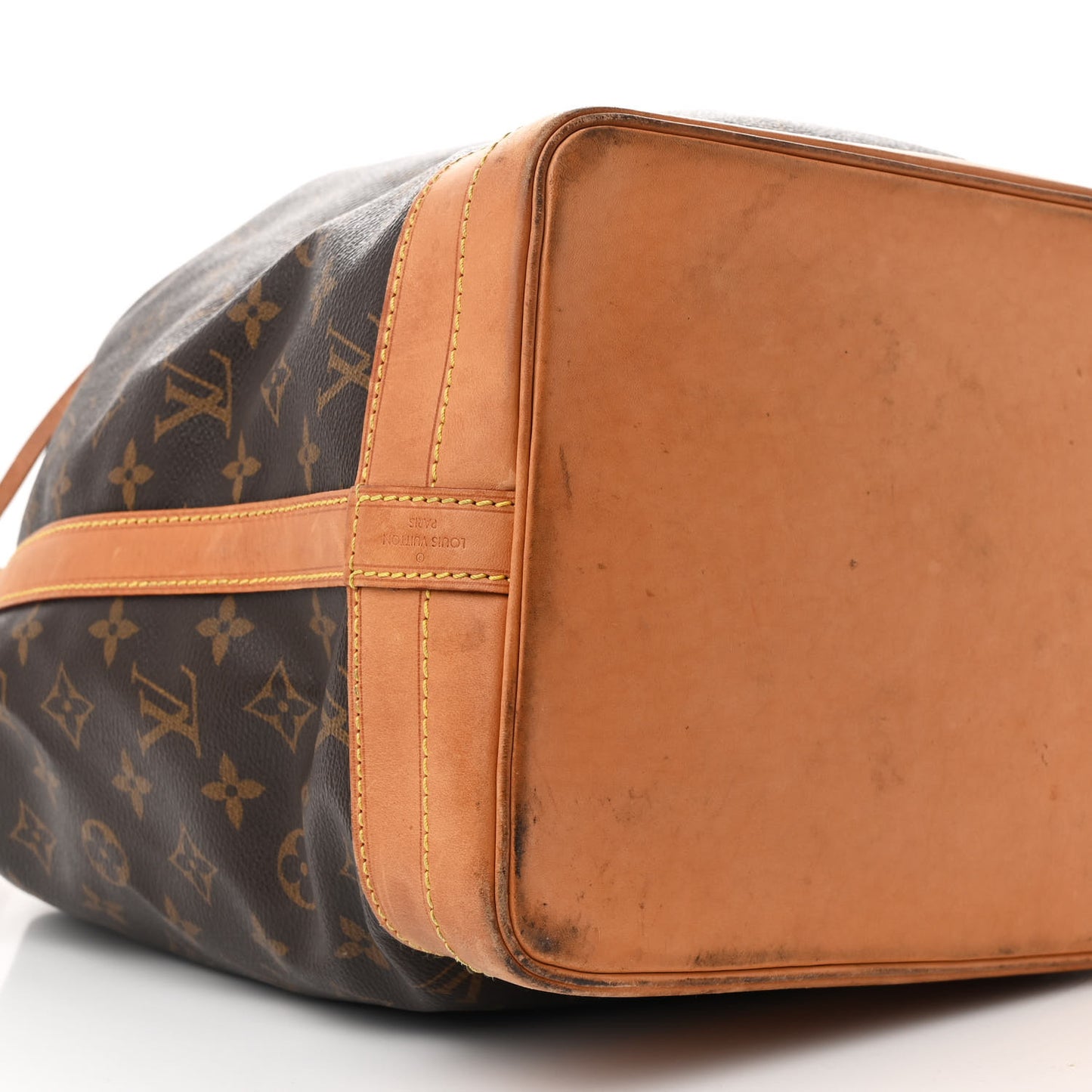 Monogram Noe