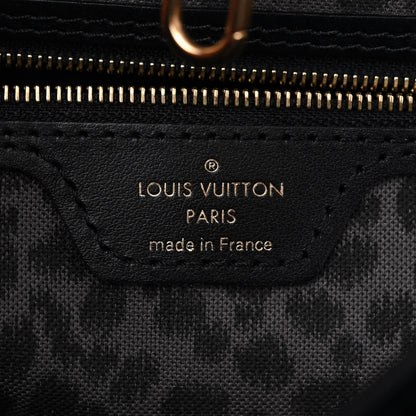 Louis Vuitton Monogram Giant Wild at Heart Neverfull MM Black 7 of 10
