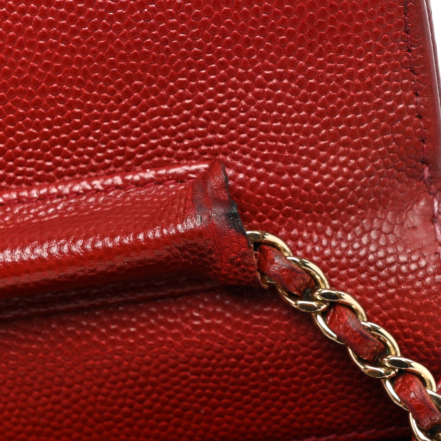 Caviar Quilted Golden Class Wallet On Chain WOC Red