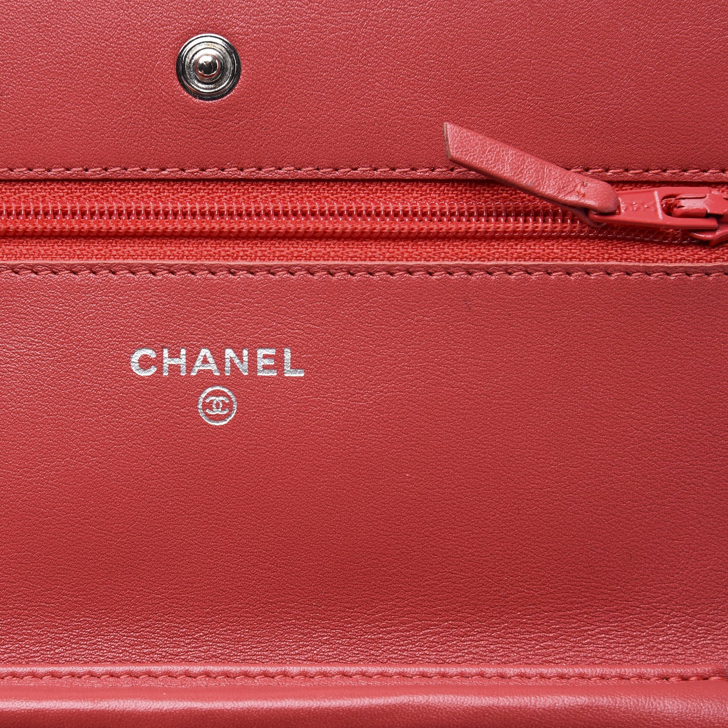 Patent Quilted Wallet On Chain WOC Dark Pink