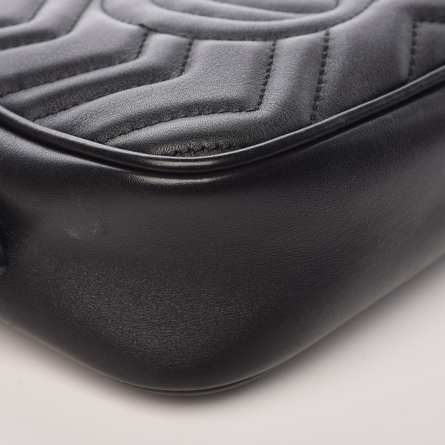 Calfskin Matelasse Mini GG Marmont Chain Shoulder Bag Black