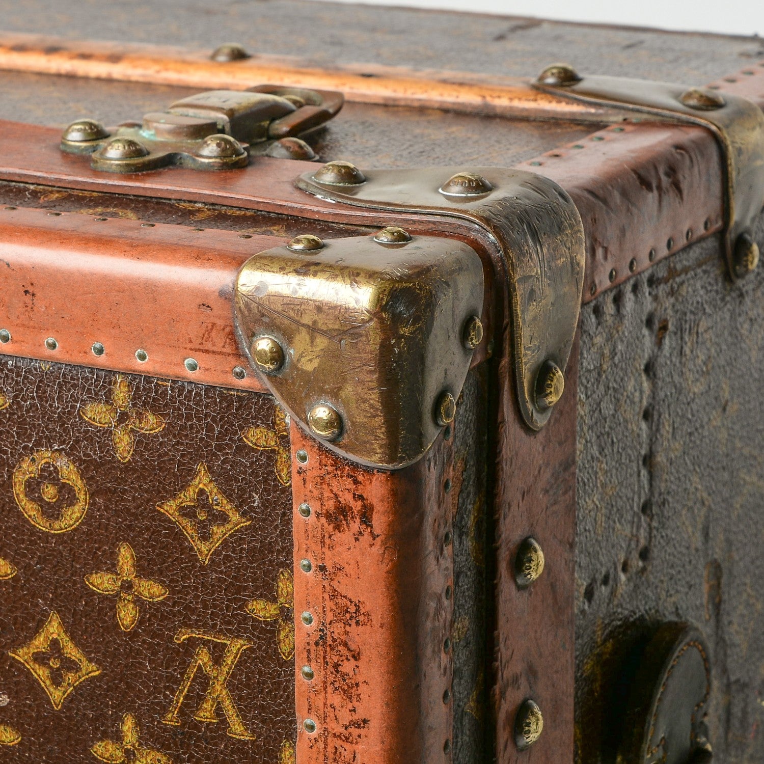 Louis Vuitton Monogram Small Cabin Trunk 21 of 46