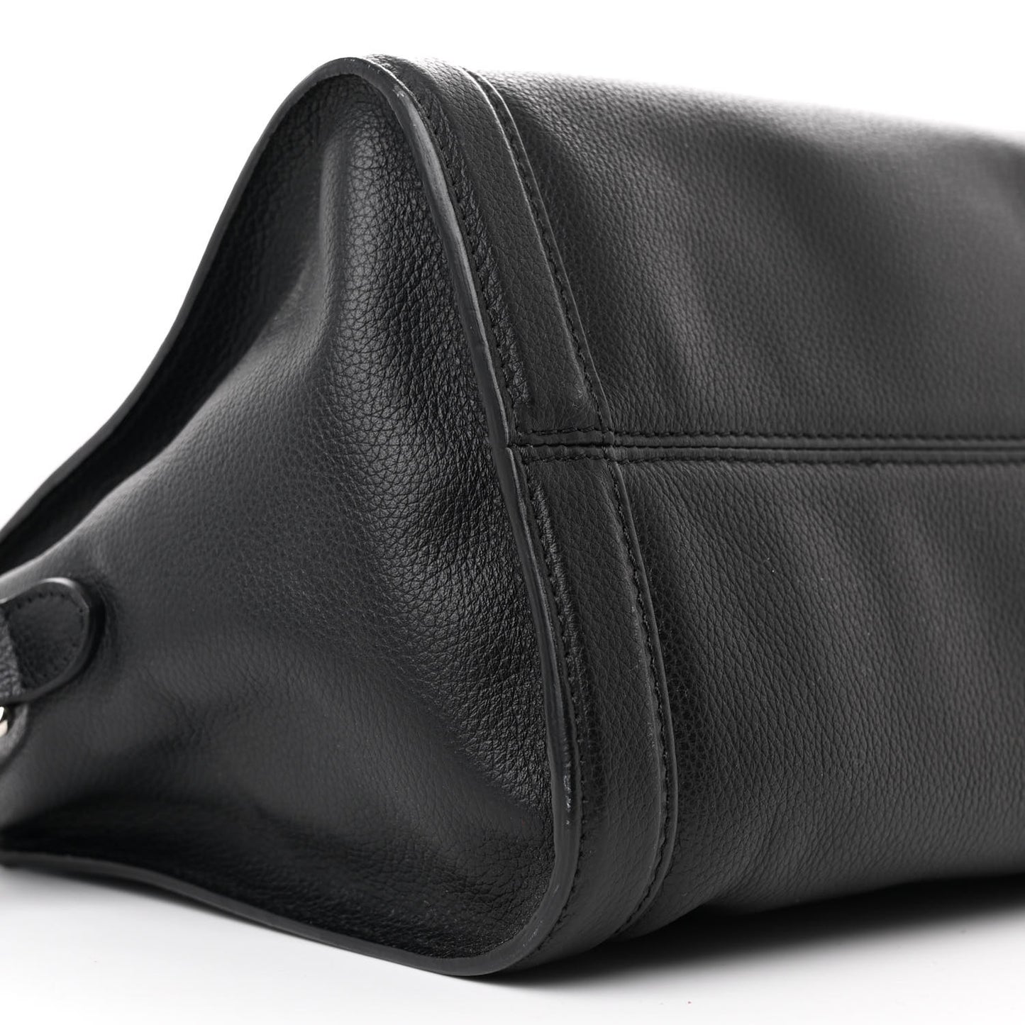 Pebbled Calfskin Small Skull Padlock Zip Around Tote Black