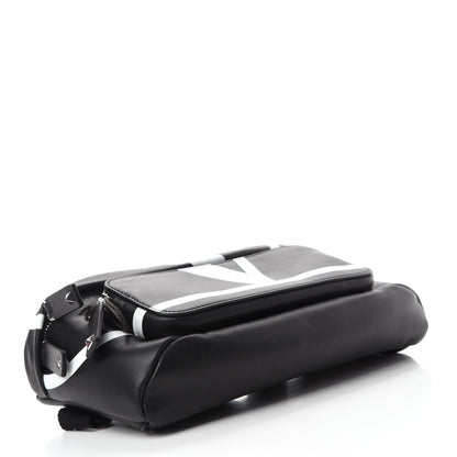 Valentino Garavani Calfskin Go Logo Belt Bag Black White 4 of 10