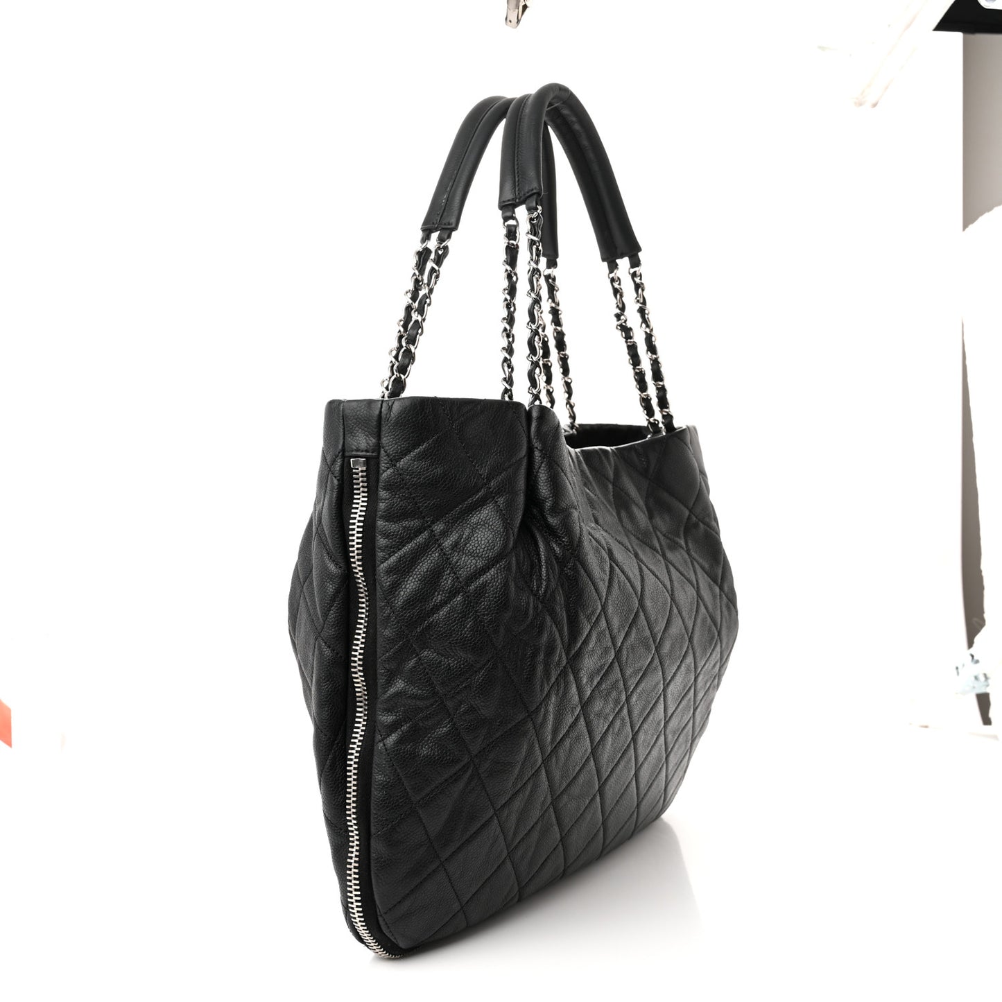 Caviar Quilted Expandable Zip Shoulder Bag Black