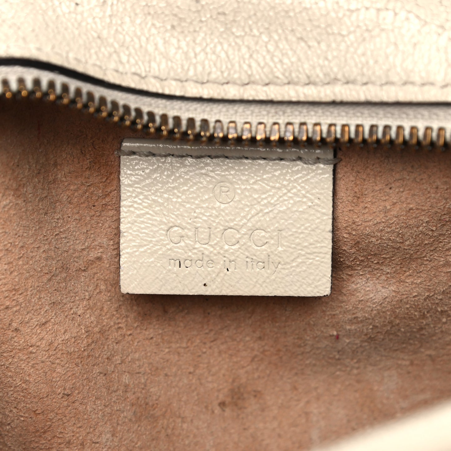 Calfskin Matelasse Mini GG Marmont Round Shoulder Bag White