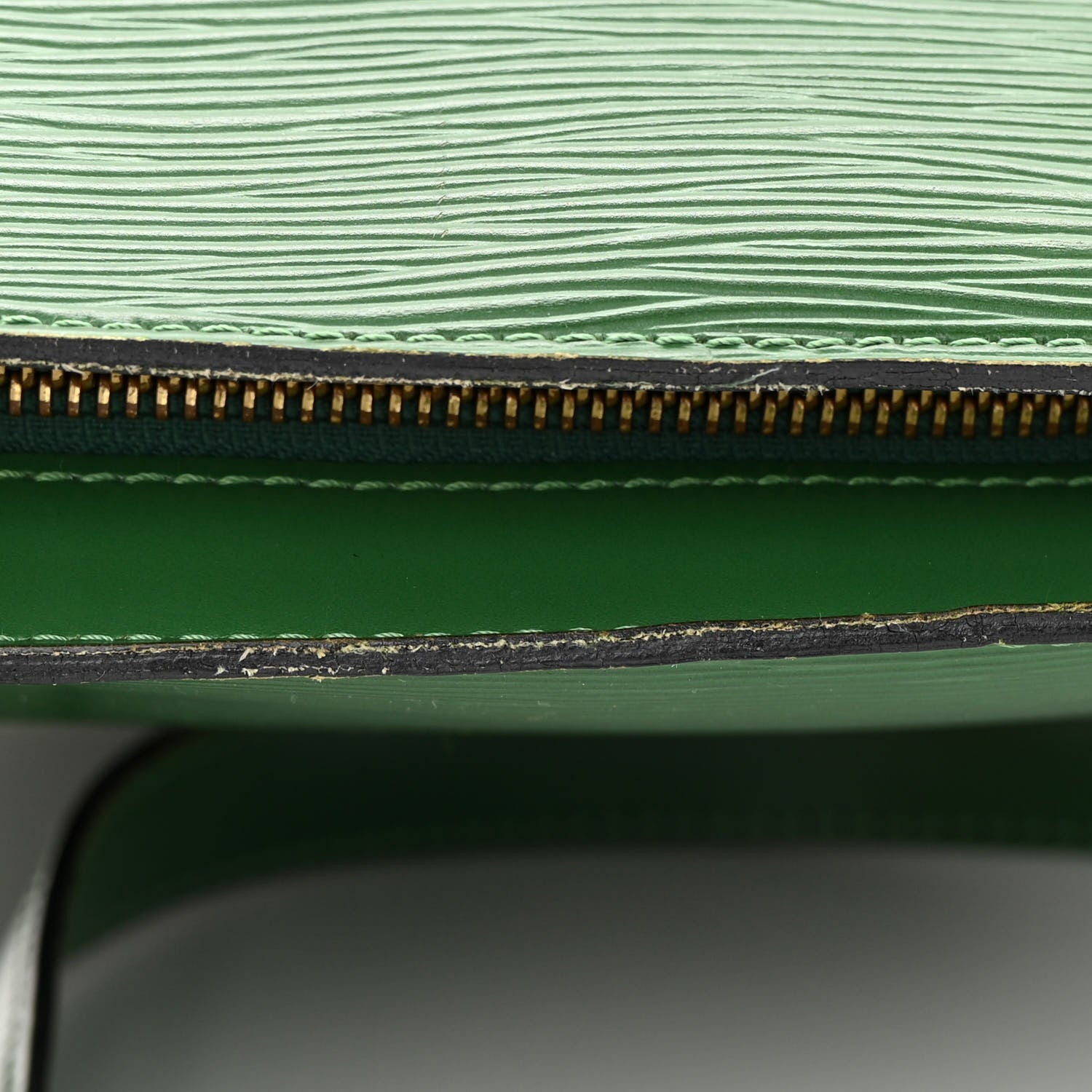 Louis Vuitton Epi Saint Jacques GM Borneo 16 of 17
