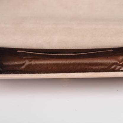 Saint Laurent Patent Calfskin Monogram Large Belle De Jour Clutch Chair 5 of 12