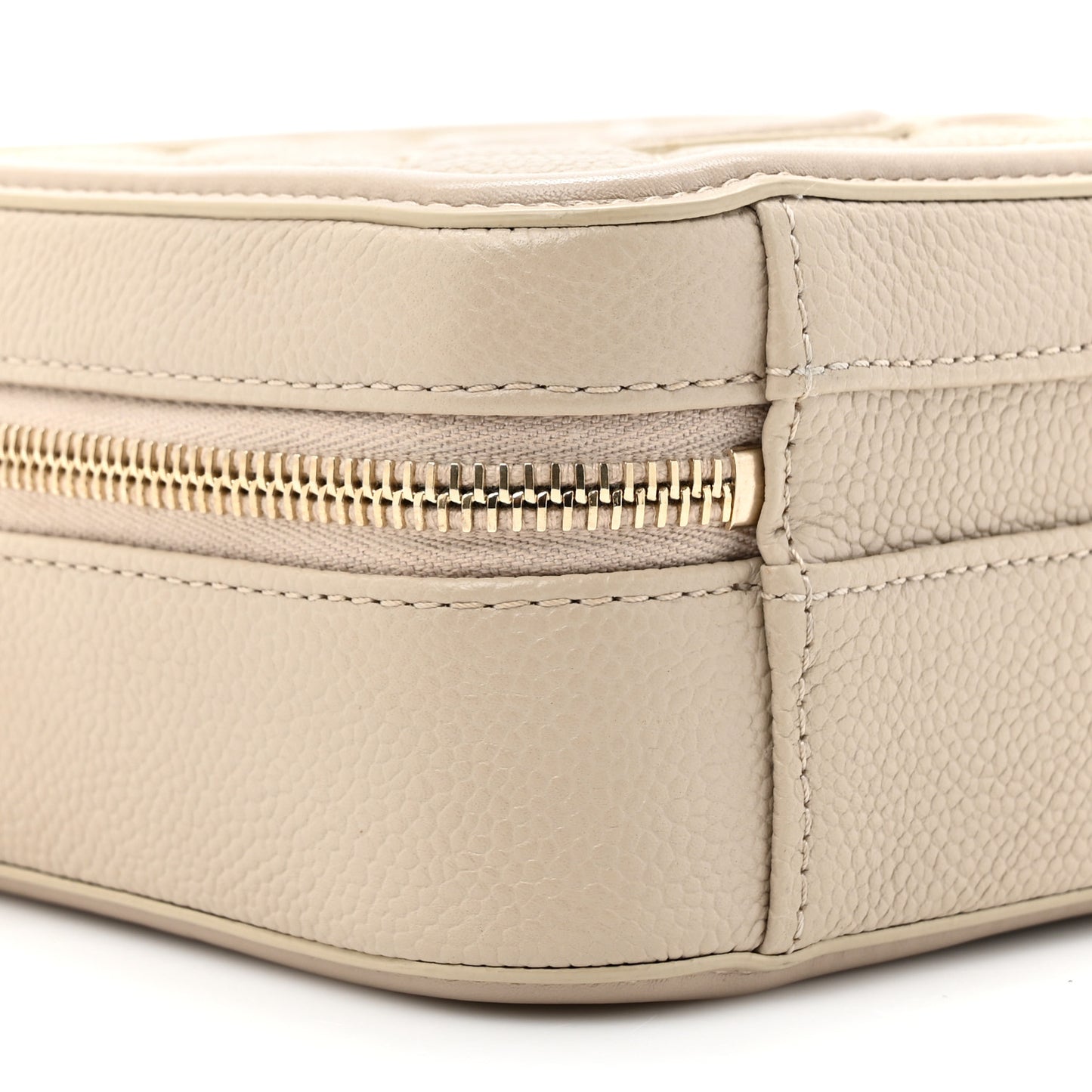 Caviar Quilted Small CC Filigree Vanity Case Beige