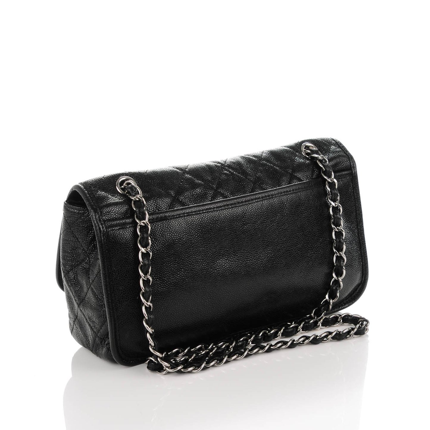 Grained Calfskin Medium Natural Beauty Flap Black