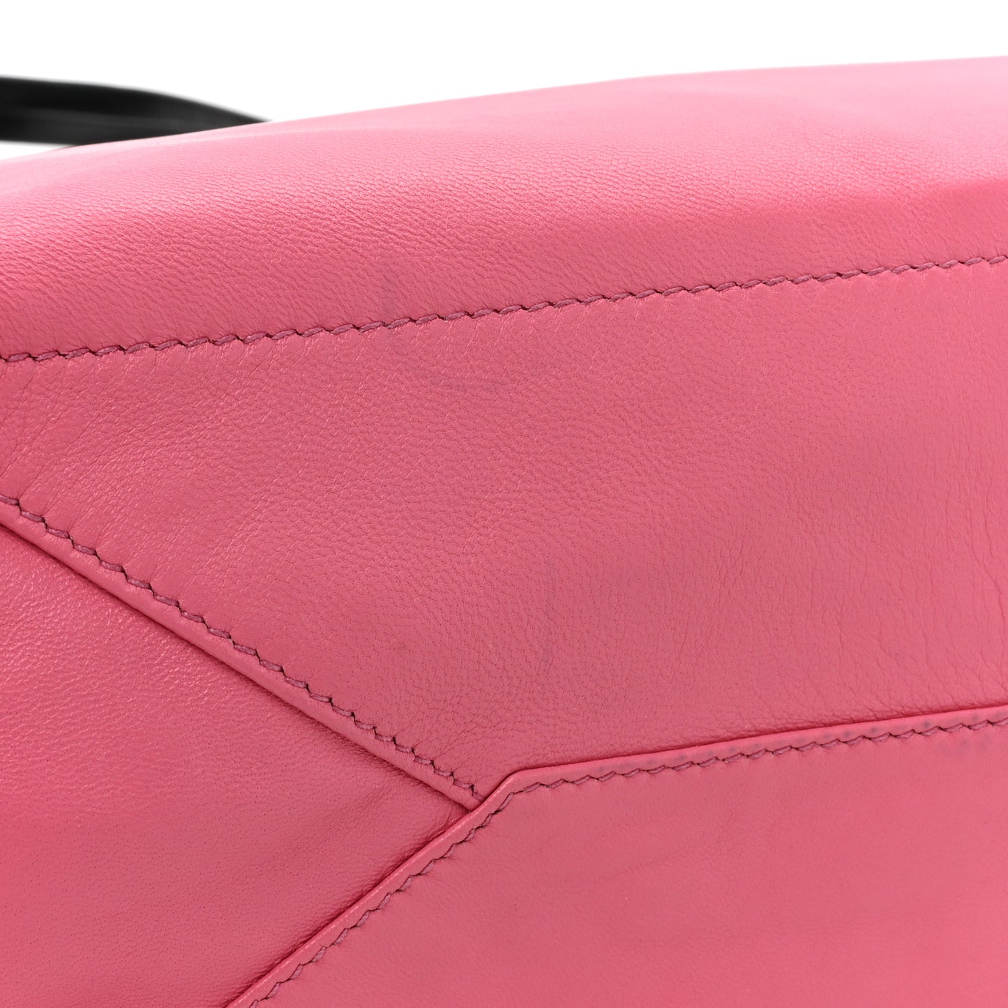 Nappa Antique Reversible Tote Black Pink