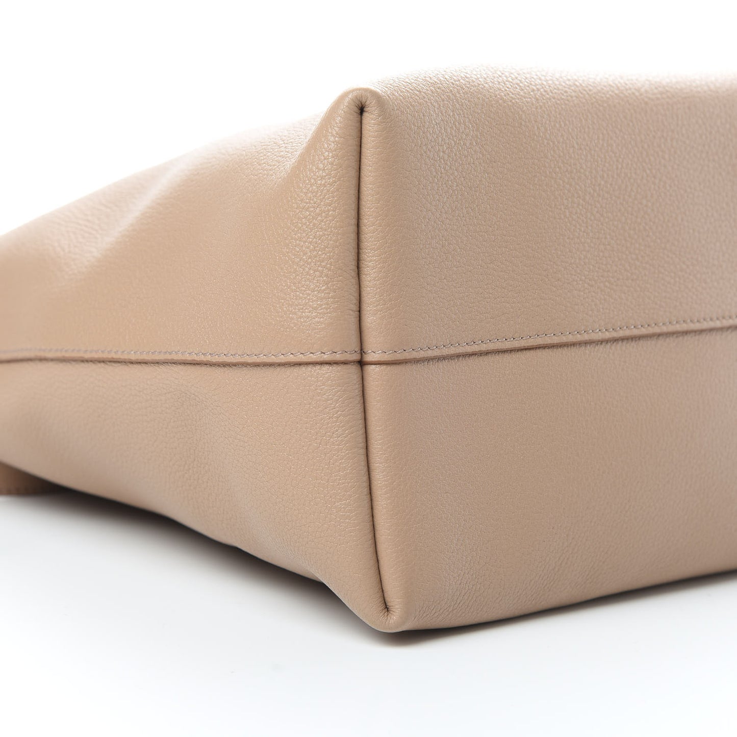 Vitello Phenix Satchel Cammeo